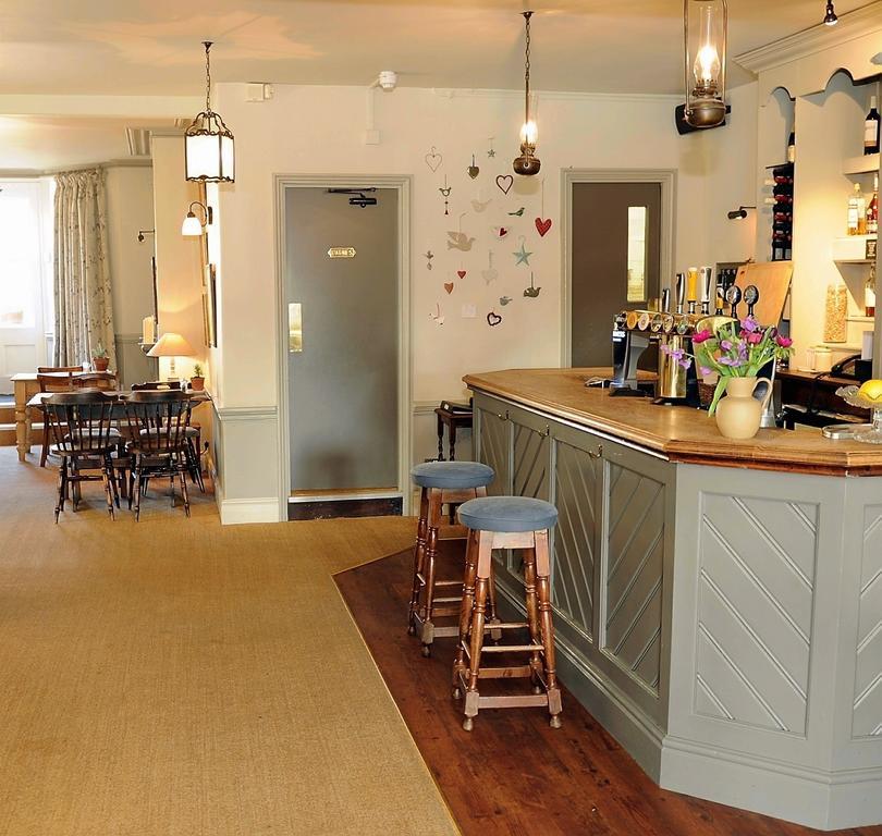 The Falcon Inn Painswick Luaran gambar